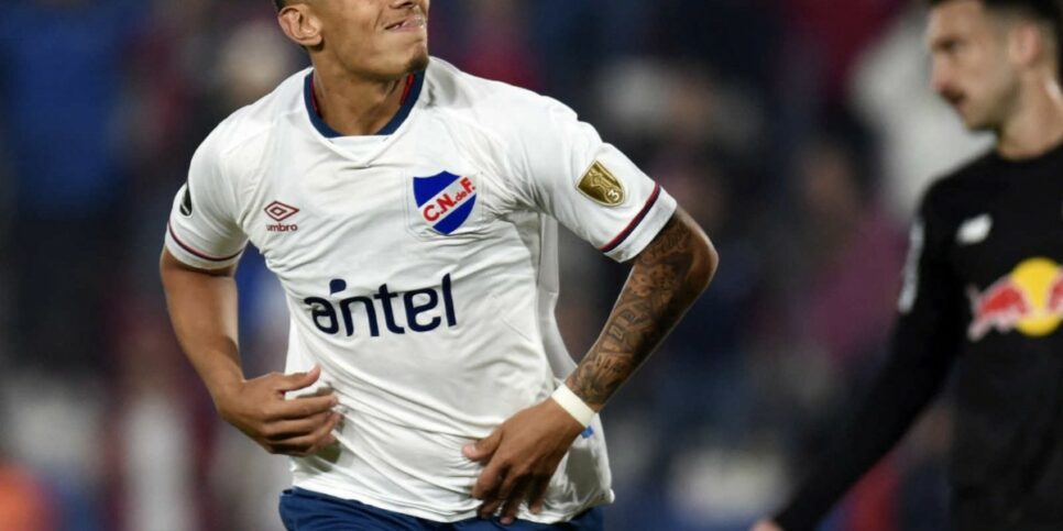Vasco desiste de jogador internacional