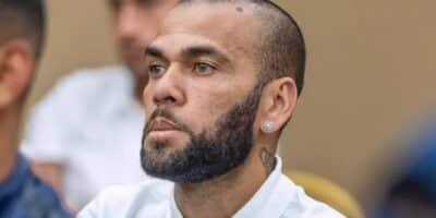 O famoso ex-jogador de futebol da Seleção Brasileira, Daniel Alves (Imagem Reprodução Internet)
