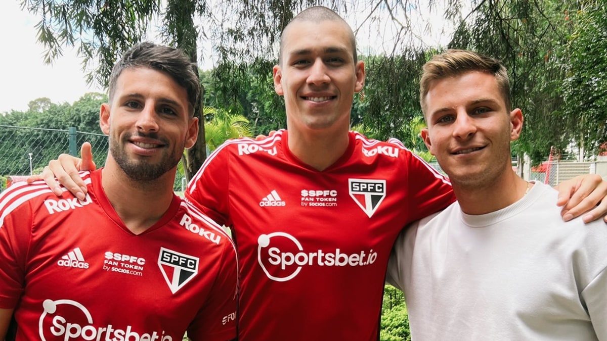 Nahuel Ferraresi, Calleri e Giuliano Galoppo (Foto: Reprodução/ Divulgação/ SPFC)