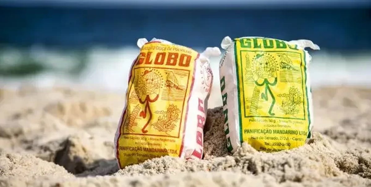 Biscoitos Globo nas praias cariocas (Foto: Reprodução/ Felipe Fittipaldi/ Exame)