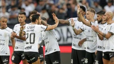 Imagem do post Má fase no Corinthians atinge medalhões e um deles comenta até de saída do Timão após críticas da Fiel