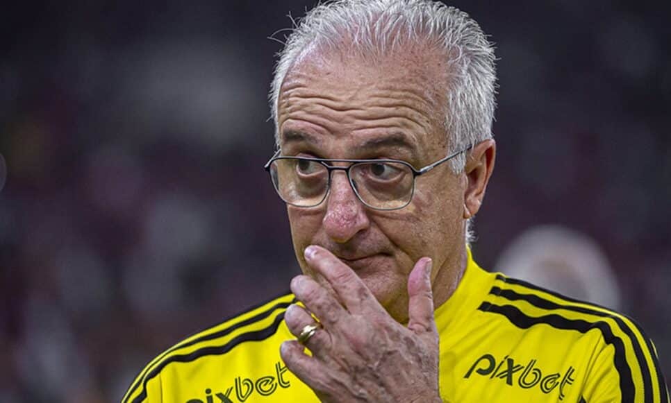 Dorival Jr quando comandava equipe do Flamengo (Foto: Reprodução/ Paula Reis/ CRF)