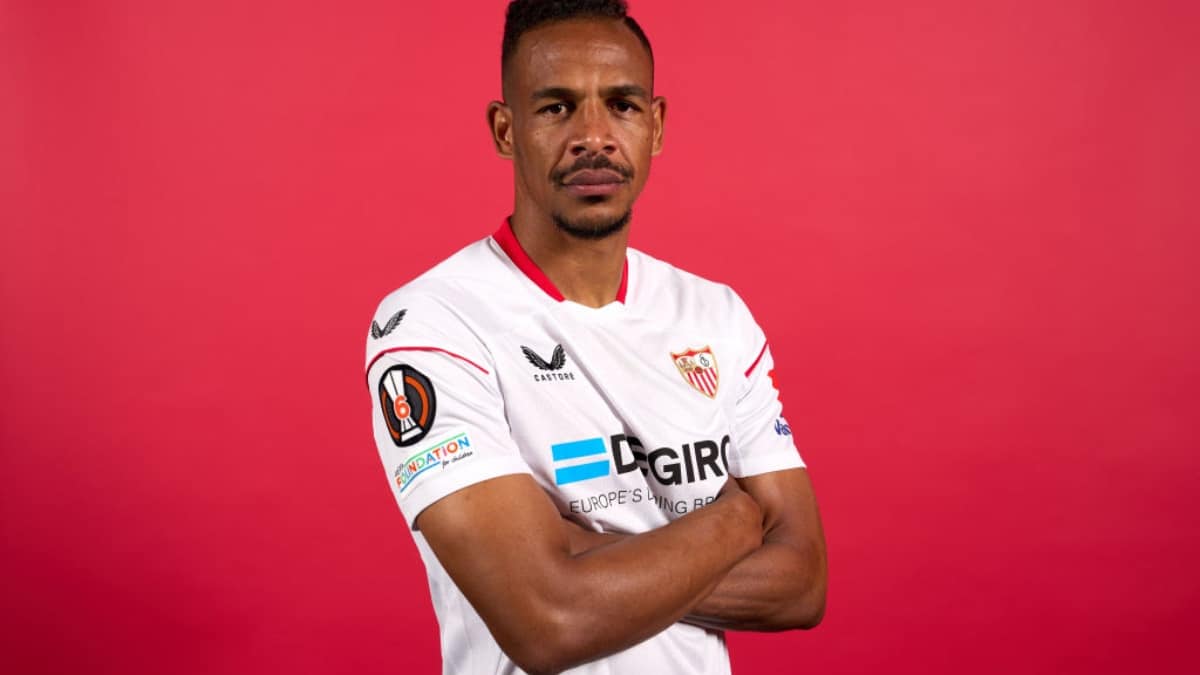 Fernando foi campeão da Europa League com o Sevilla