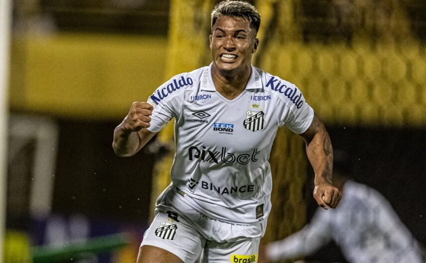 Santos em negociação com a Lazio pelo jovem talento Marcos Leonardo