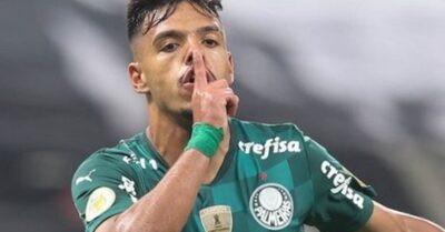 Imagem do post Torcedores do Palmeiras não perdoam Gabriel Menino e determinam substituição por joia: “Pegar um banco”