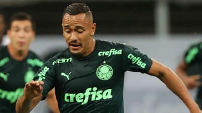 Imagem do post Rafael Papagaio, do Palmeiras, é disputado por clubes e querem a contratação do atacante