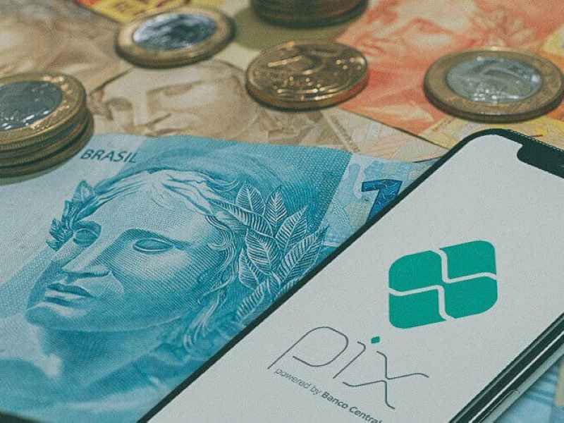 Brasileiros ficam de queixo caído com Pix de R$ 1.320 liberado (Foto: Reprodução)