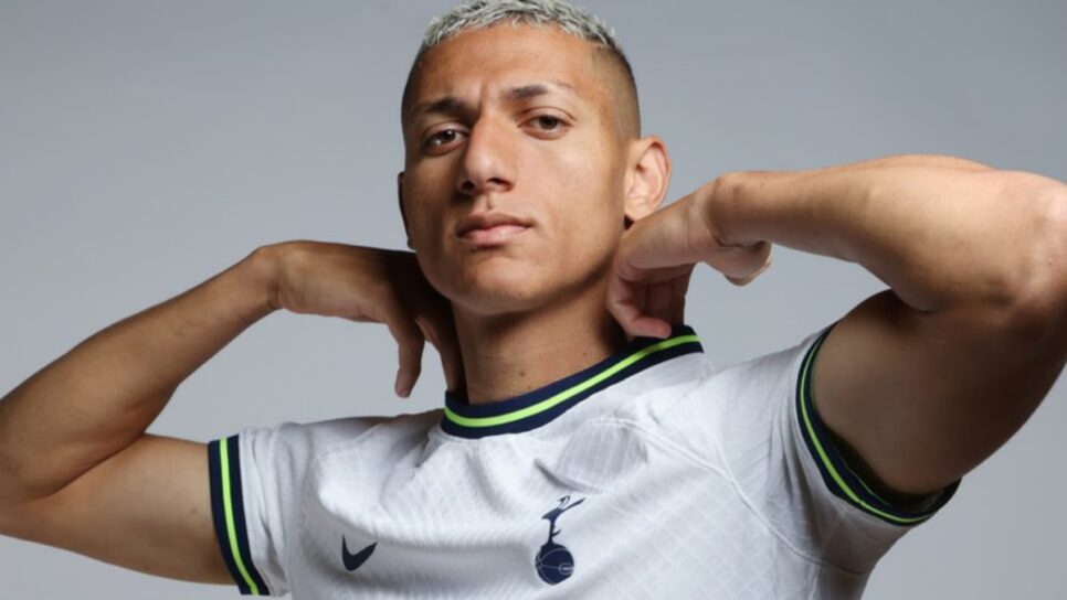 Tricolor Fluminense O jogador de futebol Richarlison, com a camisa do Tottenham (Foto: Reprodução/ Divulgação/ Instagram)