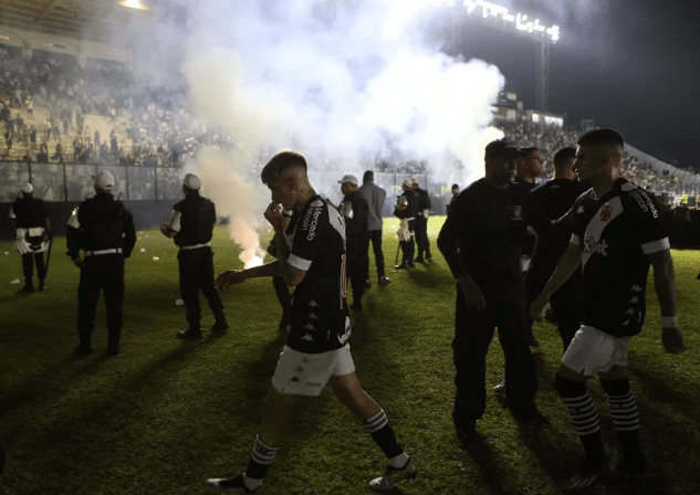 O famoso time de futebol deve receber punição severa após confusão (Foto: Reprodução)