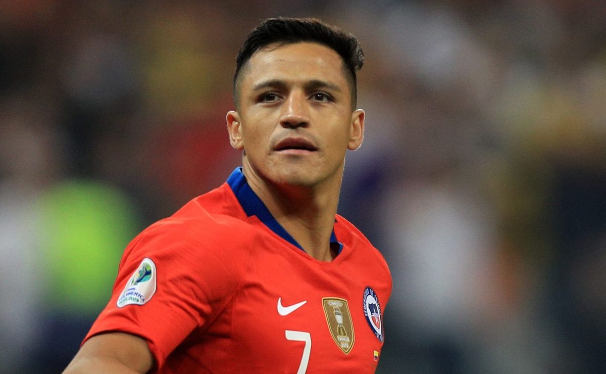 Botafogo Atleta Alexis Sánchez está na mira do Grêmio (Foto: Reprodução)