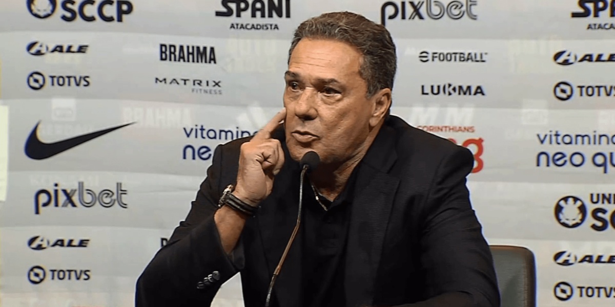 Vanderlei Luxemburgo, técnico do Corinthians em coletiva de imprensa (Imagem Reprodução Internet) Copa do Brasil