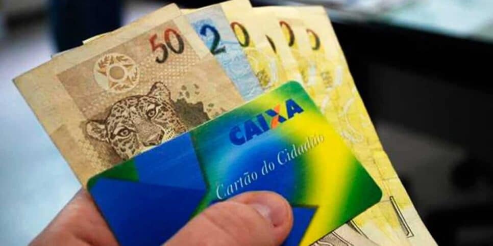 Saque de PIS PASEP para trabalhadores é limitado e está se encerrando (Imagem Reprodução Internet)