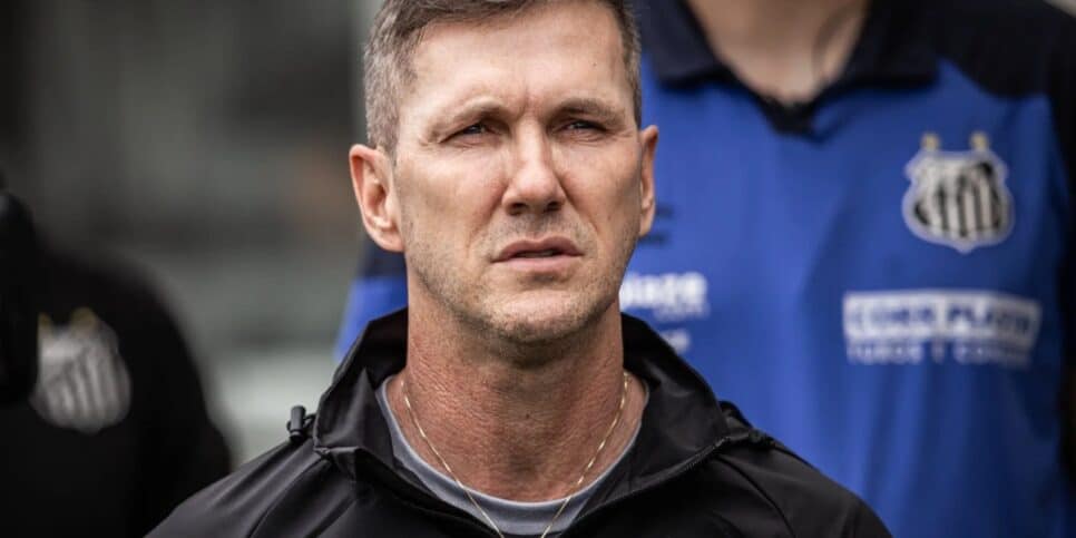 Paulo Turra, técnico do Santos (Imagem Reprodução Internet)