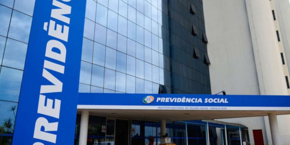 INSS faz mutirão para diminuir fila de espera por benefício (Imagem Reprodução Internet)