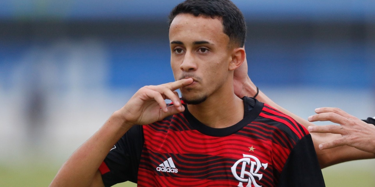 Matheus Gonçalves, jogador do Flamengo (Imagem Reprodução Internet)