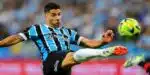 Luis Suárez, jogador do Grêmio (Foto: Reprodução/ Silvio Avila/ AFP)