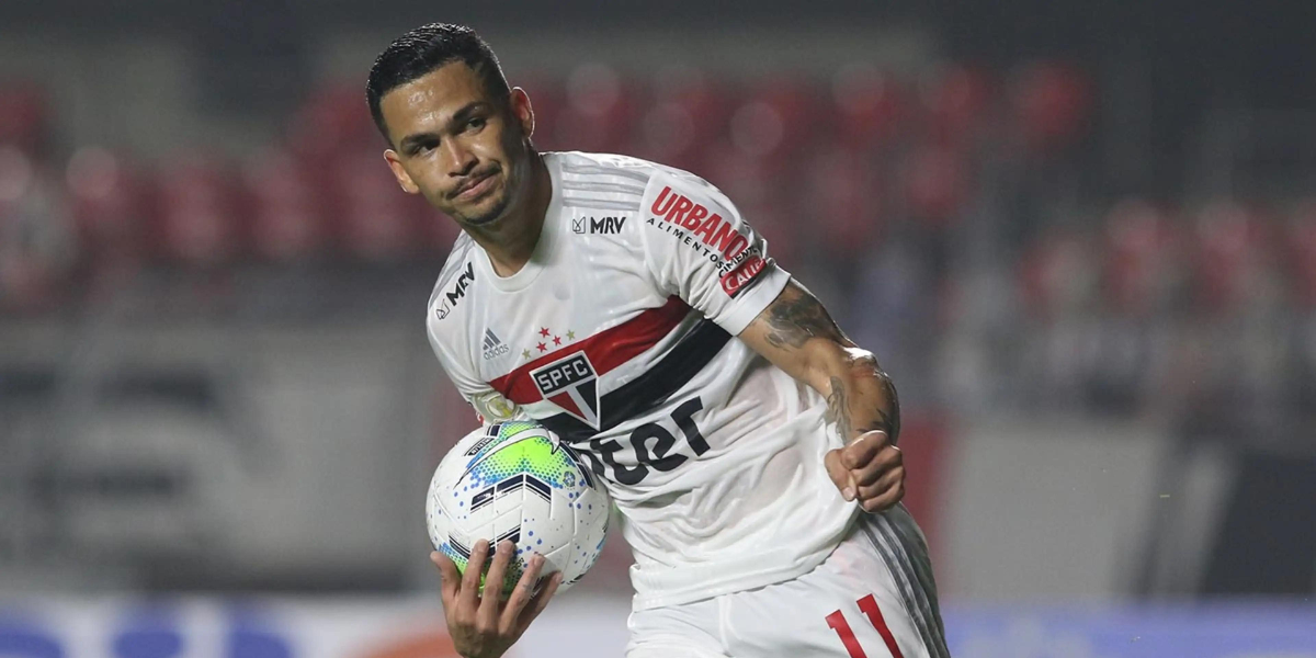 Luciano tem olheiros de fora querendo arrancá-lo do São Paulo (Foto: Reprodução/ SPFC/ Internet)