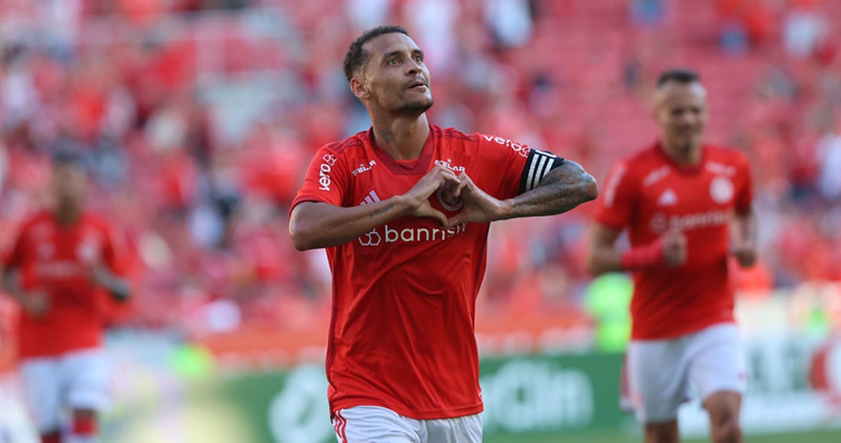 Alan Patrick demonstra excelente futebol no Internacional (Foto: Reprodução/ Inter)