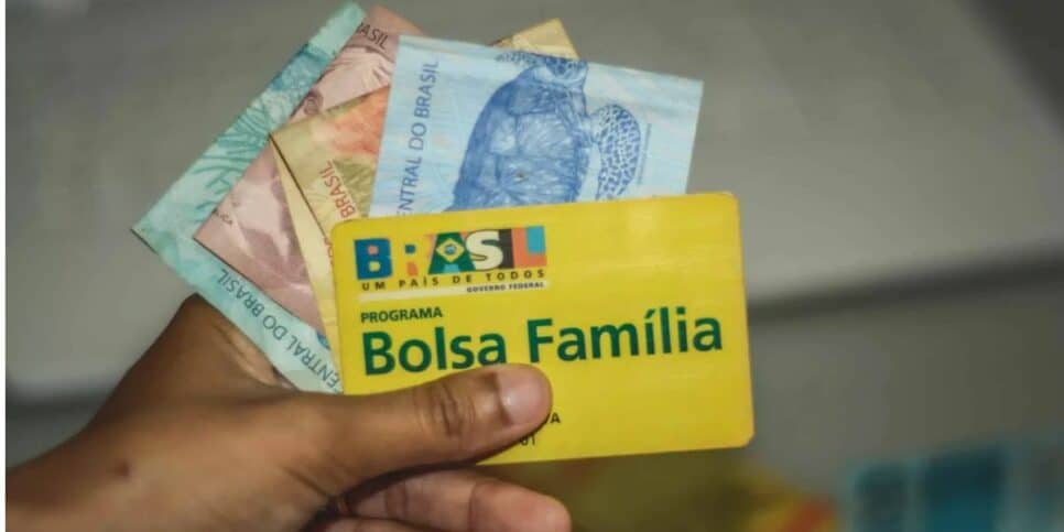 Auxílio Beneficiária do Bolsa Família (Foto: Reprodução / Internet)