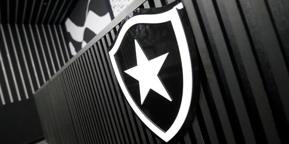 Botafogo terá que ralr ao enfrentar o clube de futebol praiano (Foto: Reprodução)