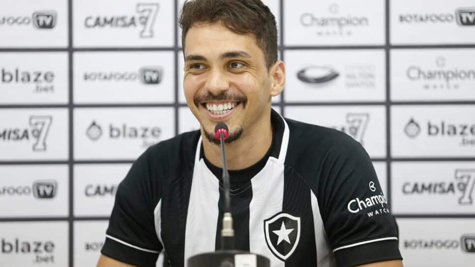 O famoso jogador de futebol, Eduardo do Botafogo (Foto: Reprodução)