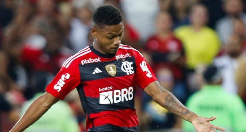 Flamengo negocia Matheus França