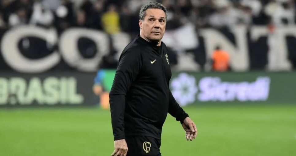Luxemburgo já atuou pelo Corinthians (Foto: Marcos Ribolli)