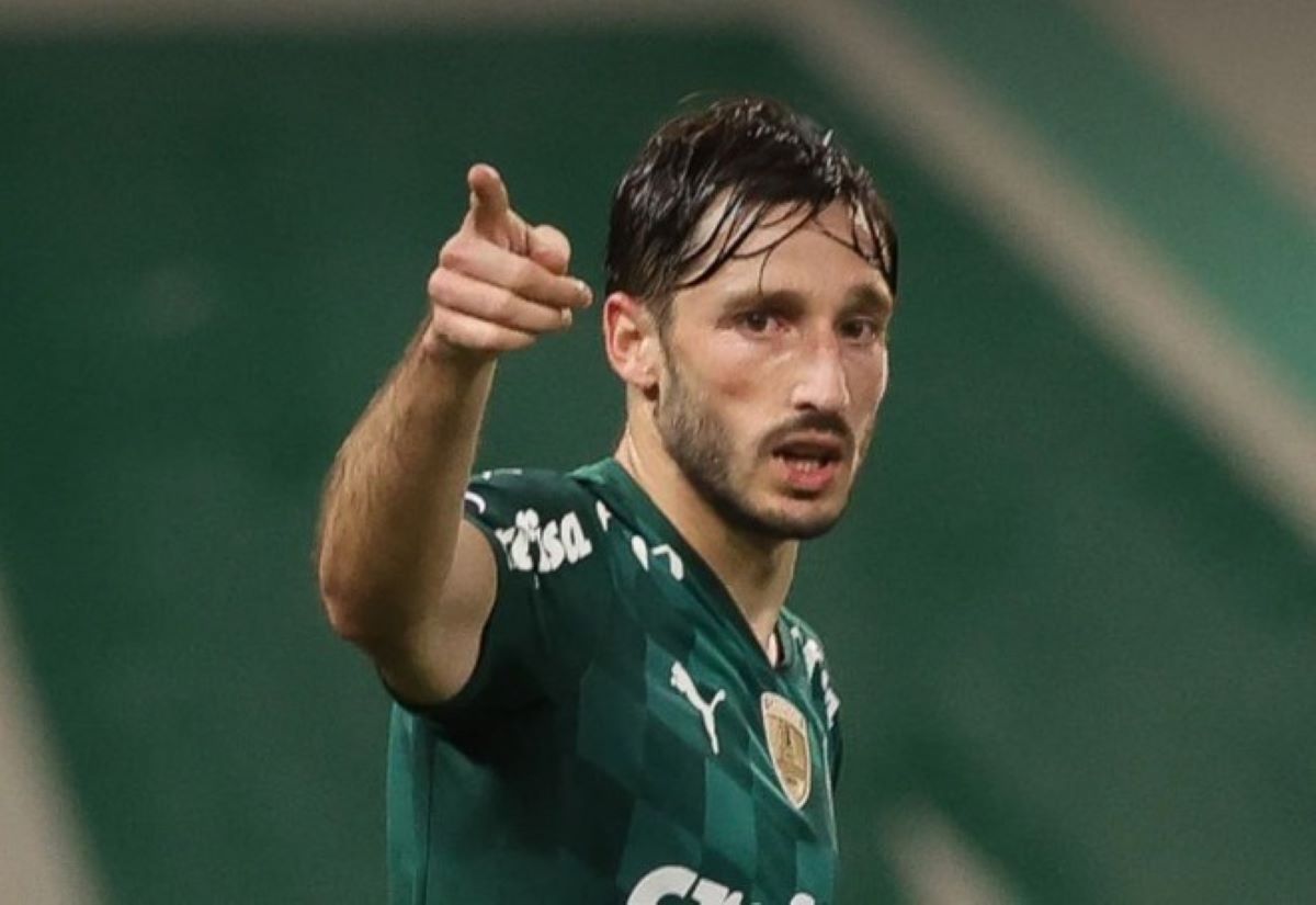 O famoso jogador de futebol vem conversando com o Rubro-Negro (Foto: Cesar Greco/Palmeiras)