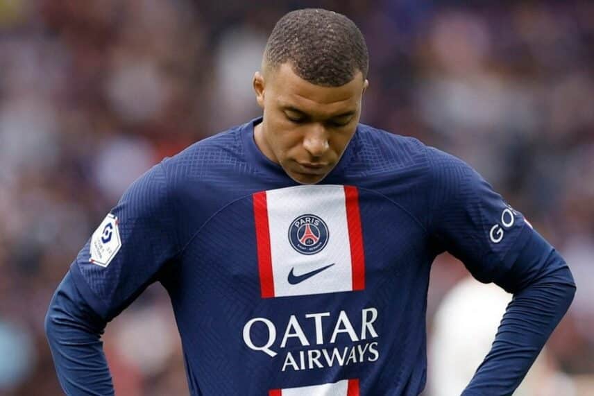Mbappé é pressionado pelo PSG para aceitar ofertas de clubes (Foto: Reprodução)