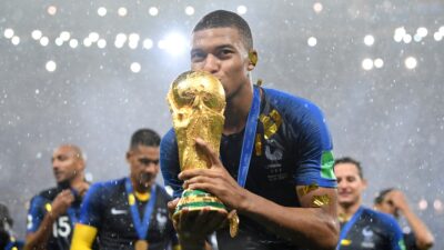 Imagem do post Mbappé pede valor astronômico para poder fechar com o Real Madrid; saiba detalhes