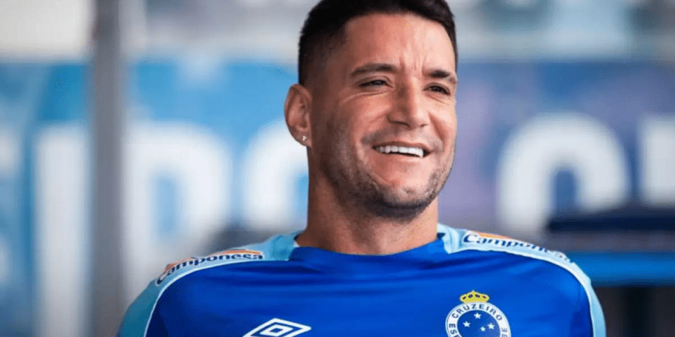 Athletico Paranaense está prestes a anunciar a contratação de amigo de Thiago Neves (Reprodução/Internet)