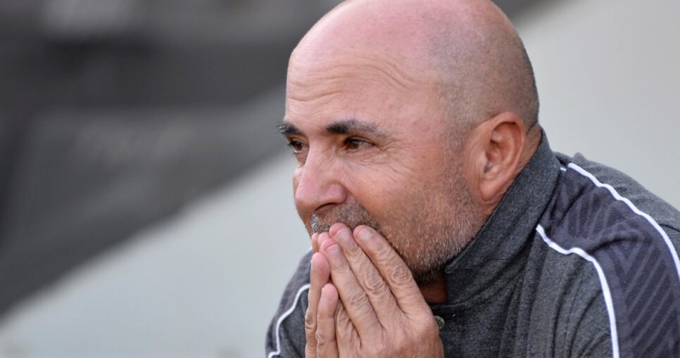 O técnico de futebol vem fazendo planos para o futuro do clube (Foto: Reprodução/ CRF/ Internet)