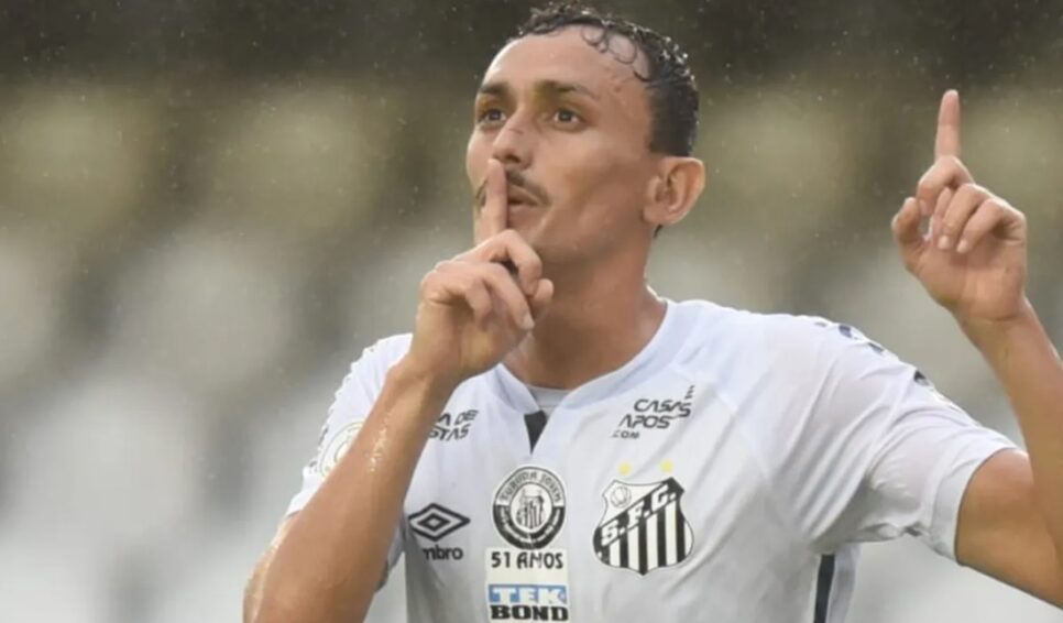 Palmeiras Diego Pituca quando jogava no Santos (Foto: Reprodução/ SFC)