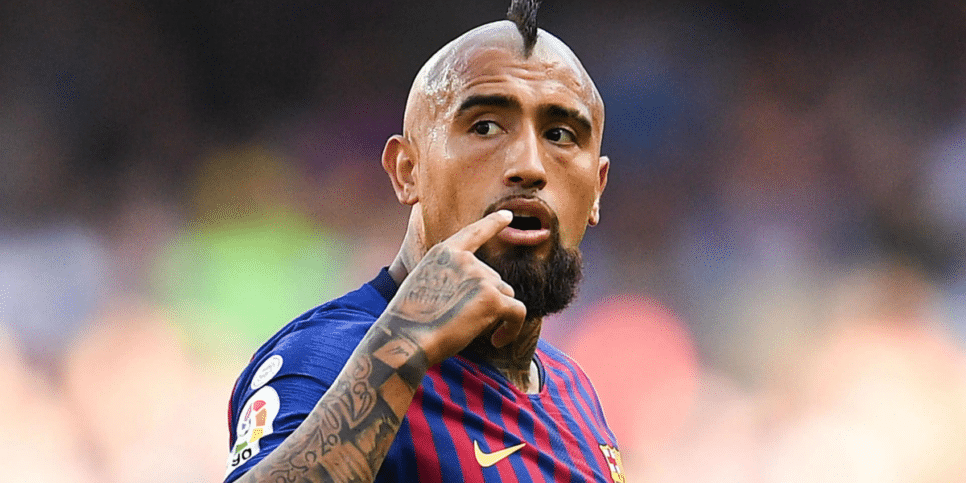 Vidal enfrenta cirurgia no joelho e tem futuro incerto no Athletico (Reprodução/Internet)