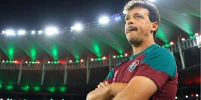 Fernando Diniz precisa mexer no Fluminense no jogo contra o Palmeiras (Foto: Buda Mendes/Getty Images)