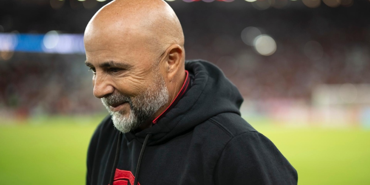 Jorge Sampaoli, técnico do Flamengo que tem notícia excelente na véspera de jogo importante (Imagem Reprodução Internet)