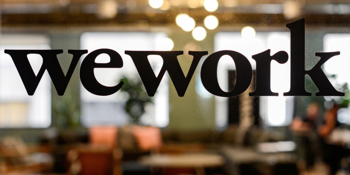 Wework, grande empresa de coworking. passa por dificuldades e corre o risco de falência (Imagem Reprodução Internet)