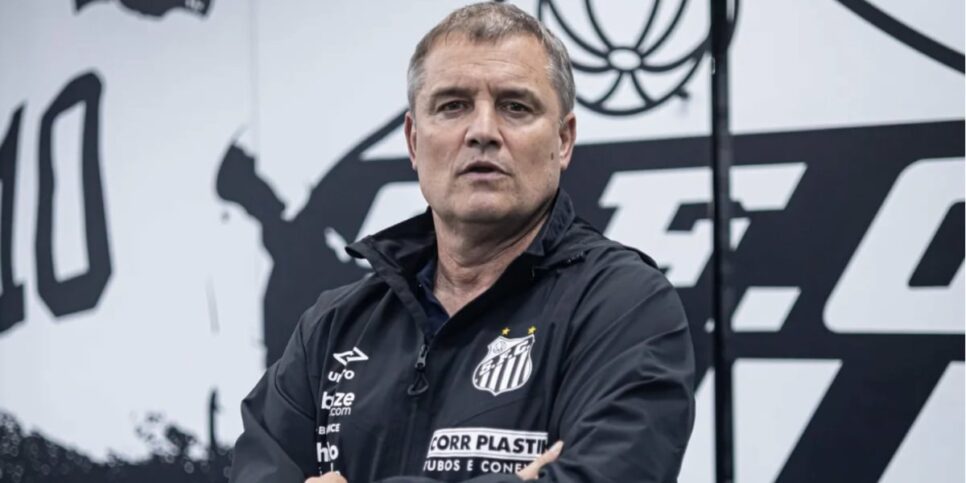 Diego Aguirre, técnico do Santos, toma decisão após mais uma derrota (Imagem Reprodução Internet)