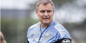 Diego Aguirre, técnico do Santos, toma decisão após mais uma derrota (Imagem Reprodução Internet)