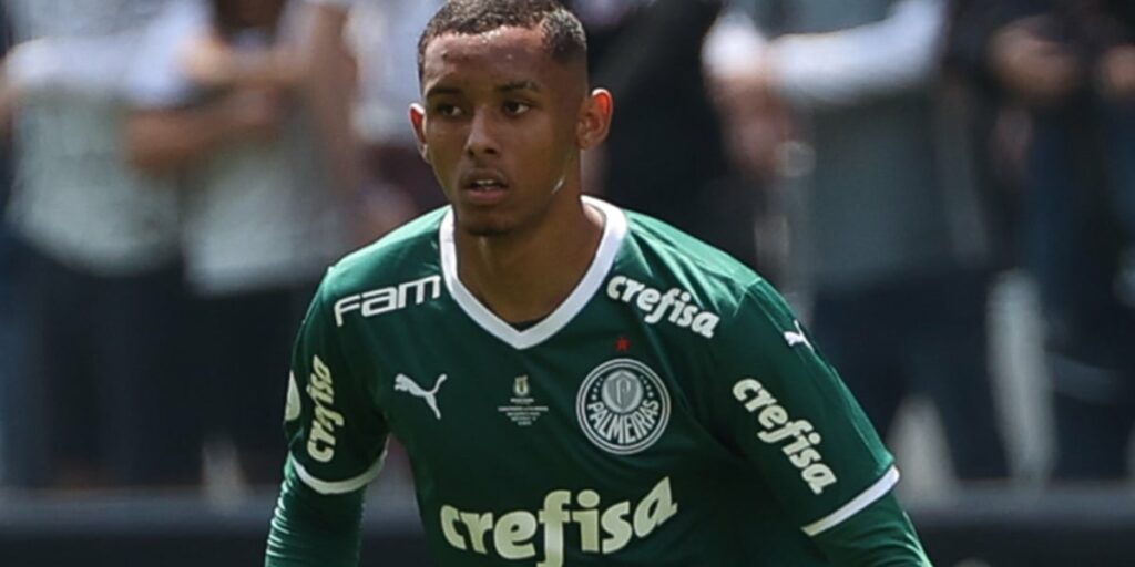 Michel, jogador do setor defensivo do Palmeiras que teve sua saída encaminhada para Europa (Imagem Reprodução Internet)