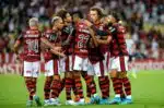 Jogadores do Flamengo em campo (Foto: Reprodução)