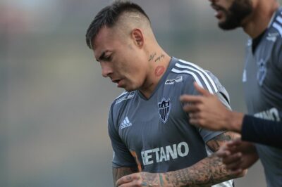 Imagem do post Para trazer no aeroporto, claro que é aprovado: Paciência termina com Vargas e torcida pede compra de R$ 2,2 milhões no Atlético Mineiro