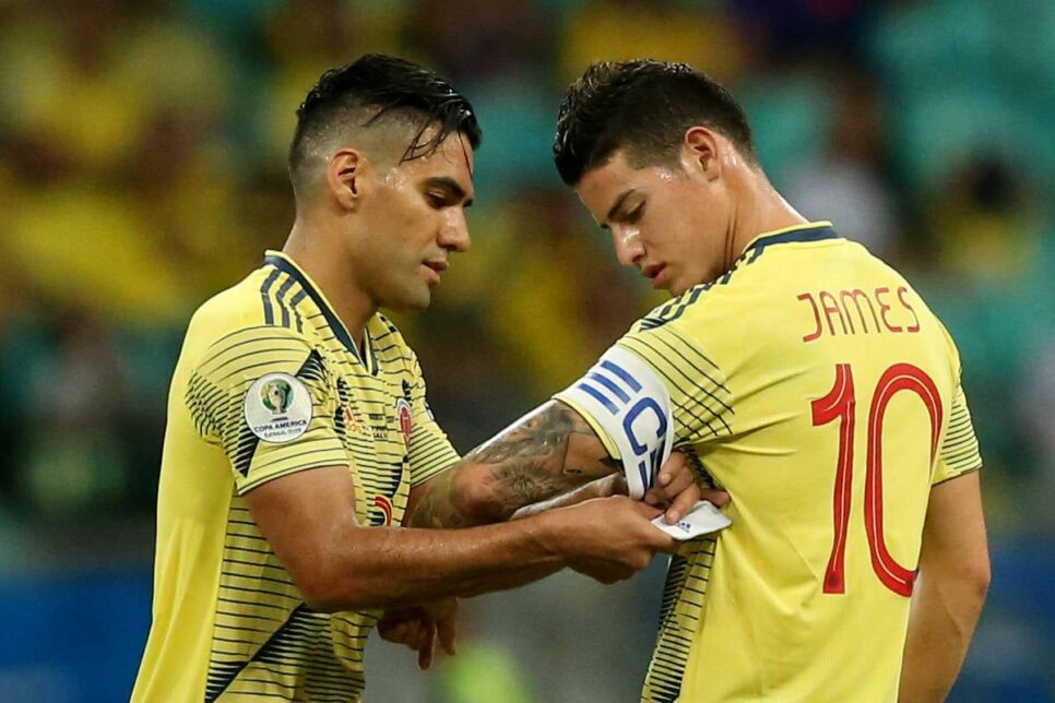 Falcão e James Rodríguez (Foto: Reuters)