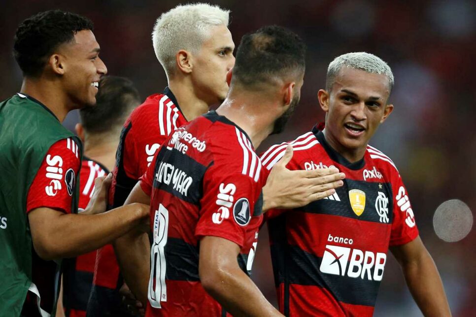 Titular do Flamengo pode deixar o clube (Foto: Getty Images)
