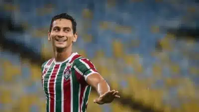 Paulo Henrique Ganso com a camisa do Fluminense (Foto: Reprodução)