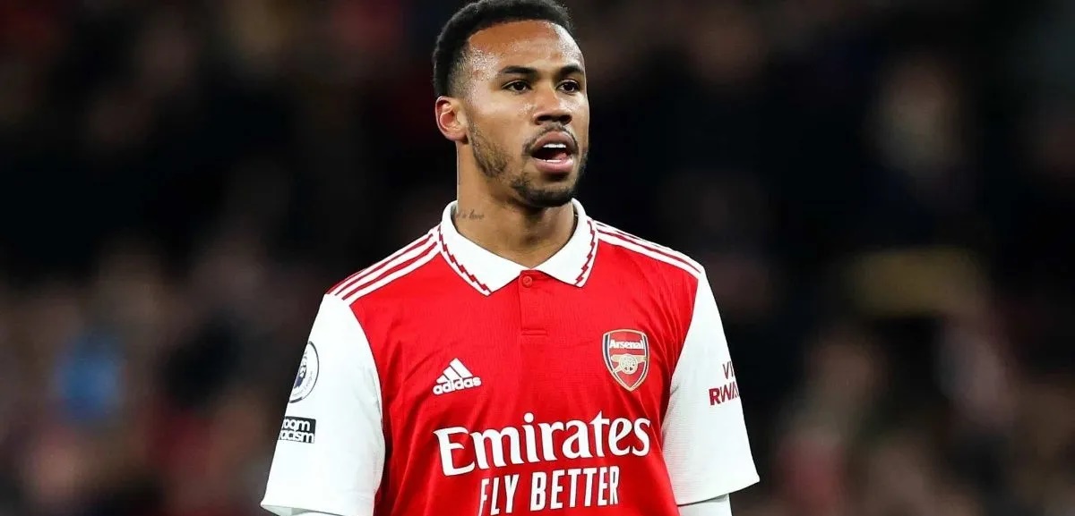 Gabriel Magalhães está na mira de clube árabe não divulgado; ele joga no Arsenal pela Premier League (Foto: Reprodução/ Getty Images)