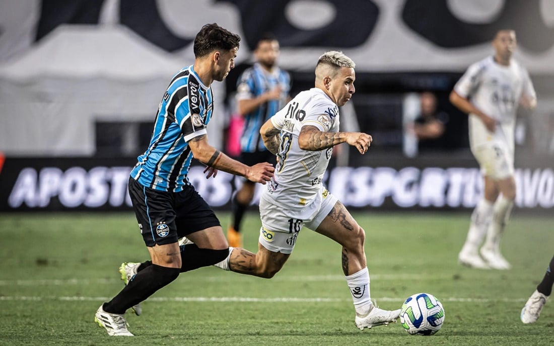 Soteldo se destaca em partida do Santos contra o Grêmio (Foto: Reprodução/ Raul Baretta/ Santos FC)