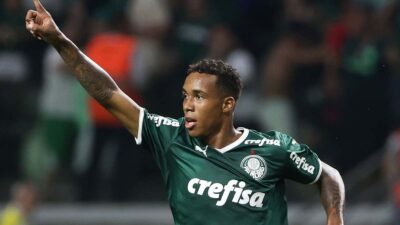 Imagem do post Proposta AVASSALADORA de mais de R$70 MILHÕES por Kevin faz Palmeiras ter DECISÃO IMEDIATA