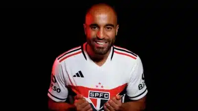 Imagem do post Lucas Moura faz pedido especial ao São Paulo e clube age às pressas para conseguir camisa 8