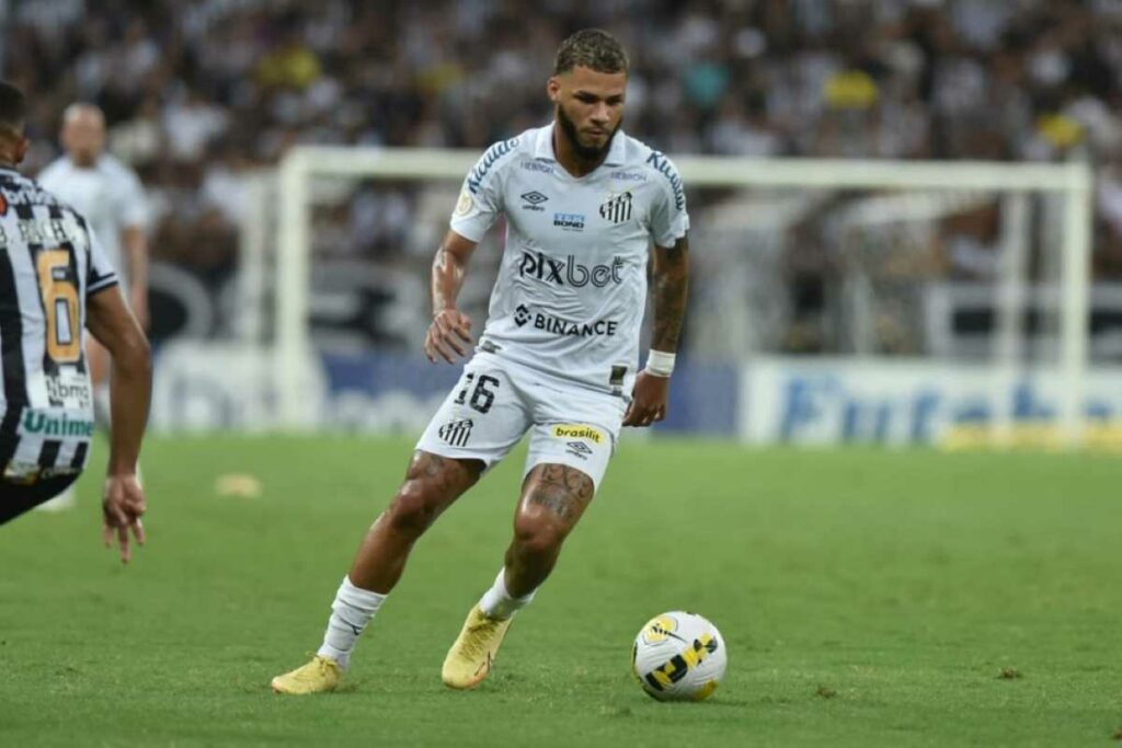 Nathan em ação pelo Santos (Foto: Ivan Storti/Santos FC)